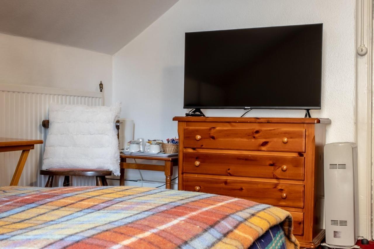 Rosehall Hotel Эдинбург Экстерьер фото