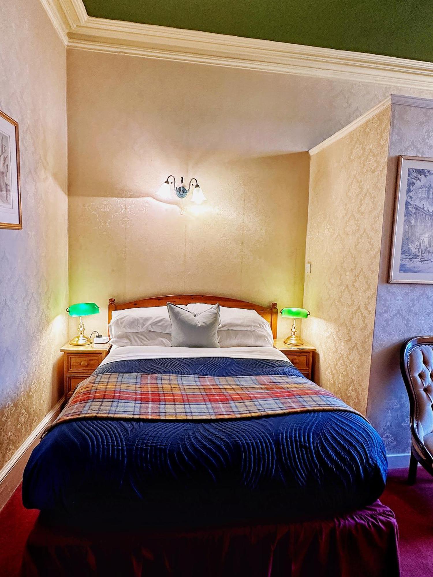 Rosehall Hotel Эдинбург Экстерьер фото