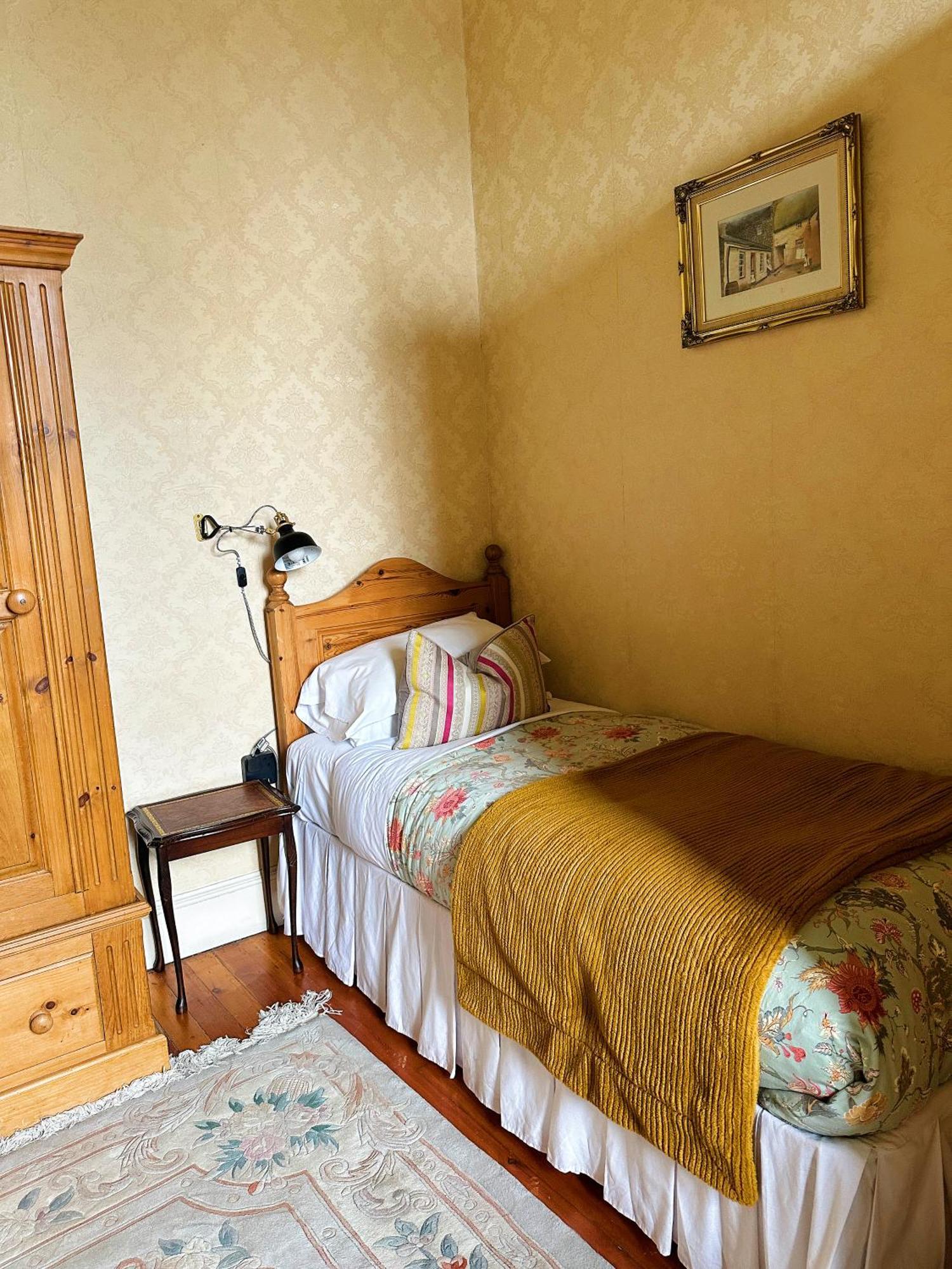 Rosehall Hotel Эдинбург Экстерьер фото